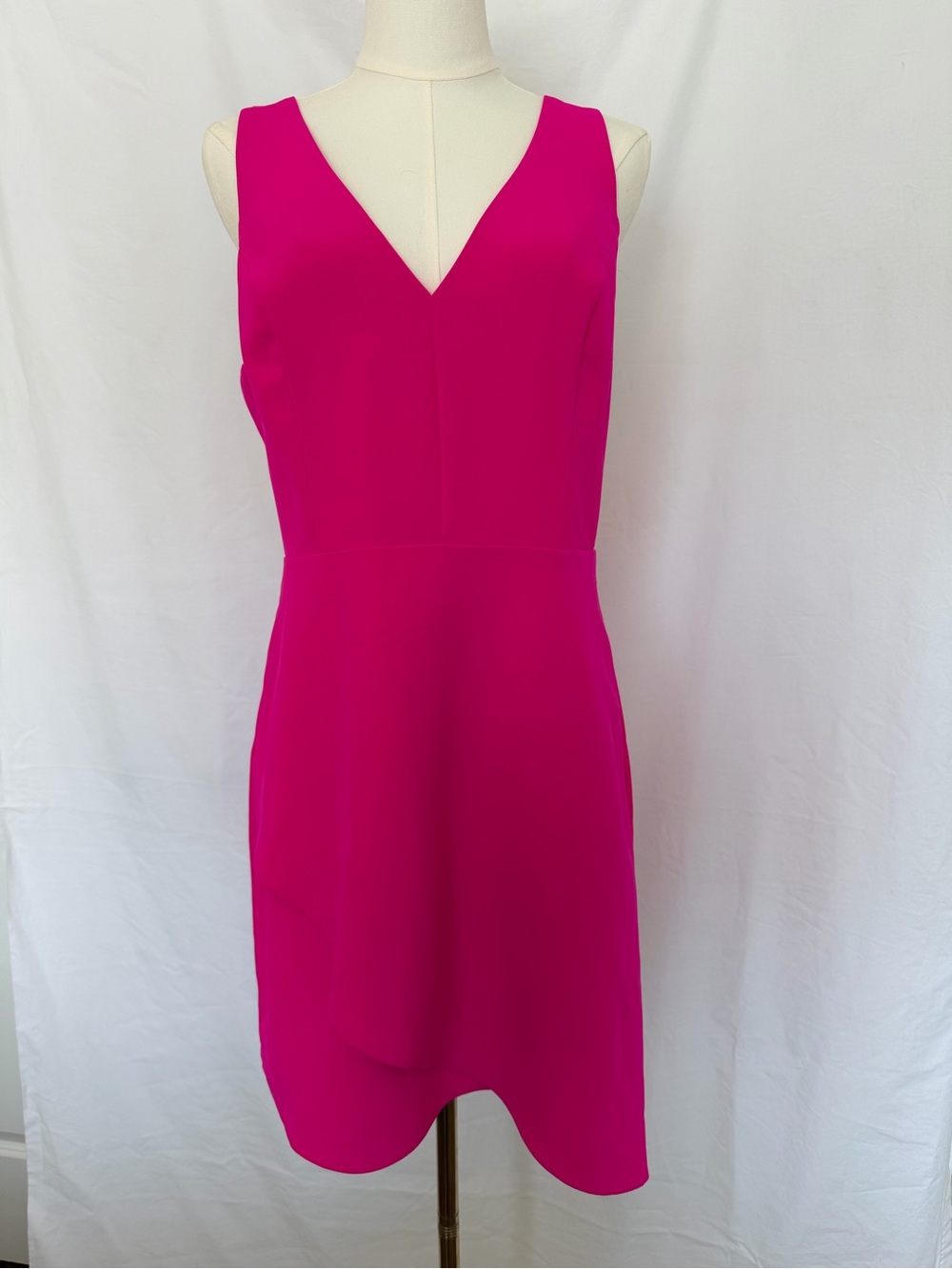 Sleeveless V-Neck Fuchsia Dress